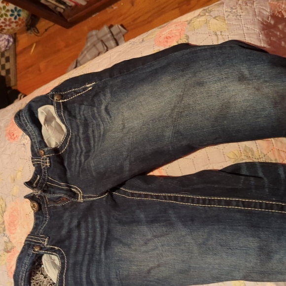 Jeans - Picture 1 of 2